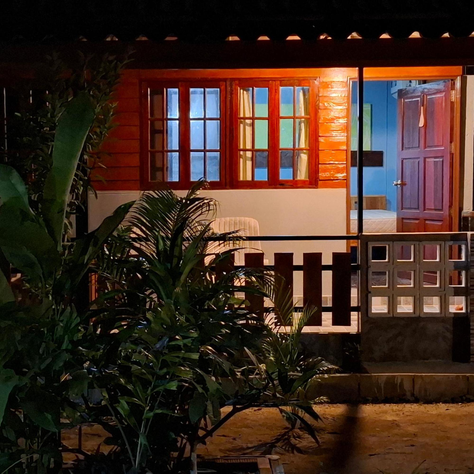 Ko Lanta Lanta Valom Buriヴィラ エクステリア 写真